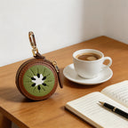 1pc Cartoon Kiwi Fruit Round Coin Purse Faux Leather Mini Zipper Wallet Portable Keychain Hanging Bag Decor Daily Matching Storage Accessory Holiday Gift mbzr