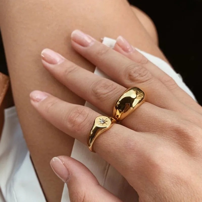 Vnox Star Stamp Ring for Women, Gold Color Stainless Steel Signet Round Top Ring with AAA CZ Stone, Chic Minimalist Heavy Ring