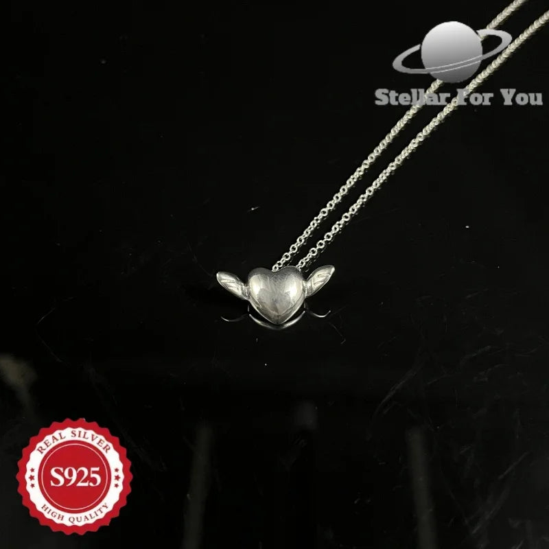 925 Pure Silver Small Wings Heart Pendant, Current Trend, Suitable for Both Men and Women, Daily Wear, Fashion Accessories, Perfect for Holidays and Gifts.