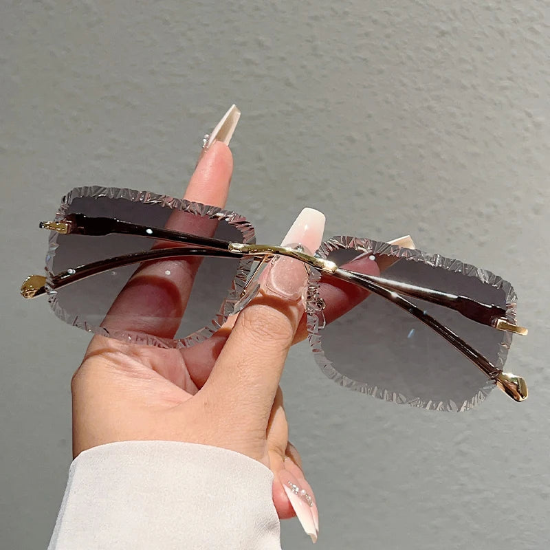 KAMMPT Rimless Square Sunglasses Men Fashion Vintage Gradient Casual Shades Women Trendy Luxury Brand Design Decor Sun Glasses