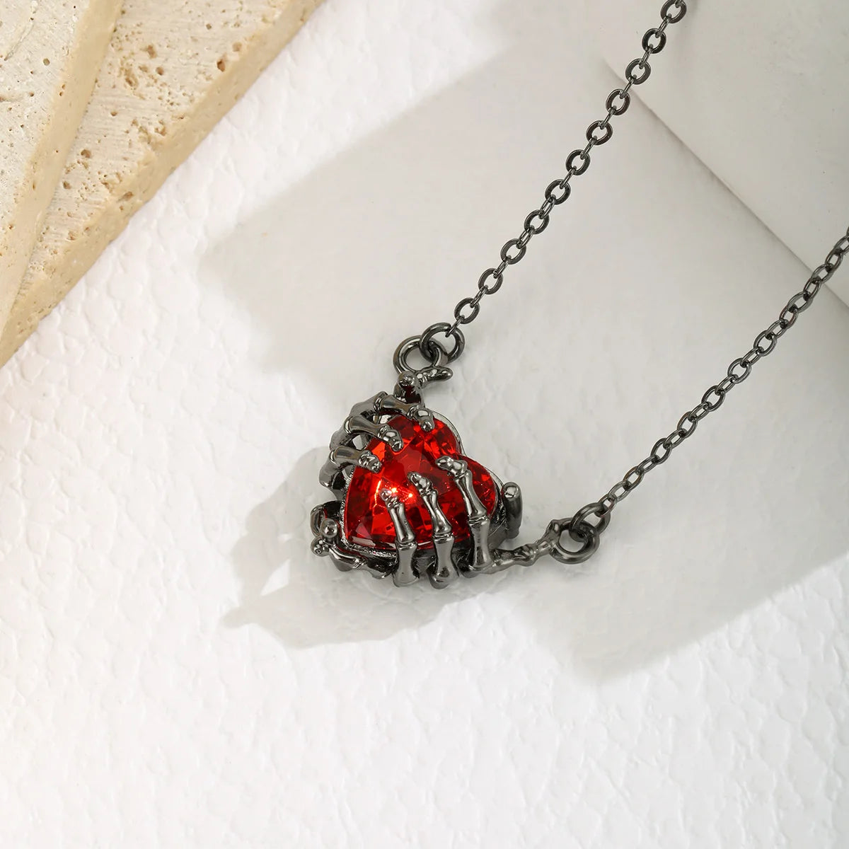 Bat Wings and Heart-Shaped Resin Pendant Necklace - Dark Fantasy Style Alloy Chain Casual Fashion Accessories