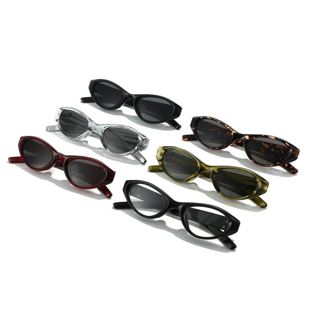 Trendy Retro Black Cat-Eye Sunglasses (Silver Star Detail) – Luxury INS Vibe, Perfect for Stunning Street Snaps mbzr