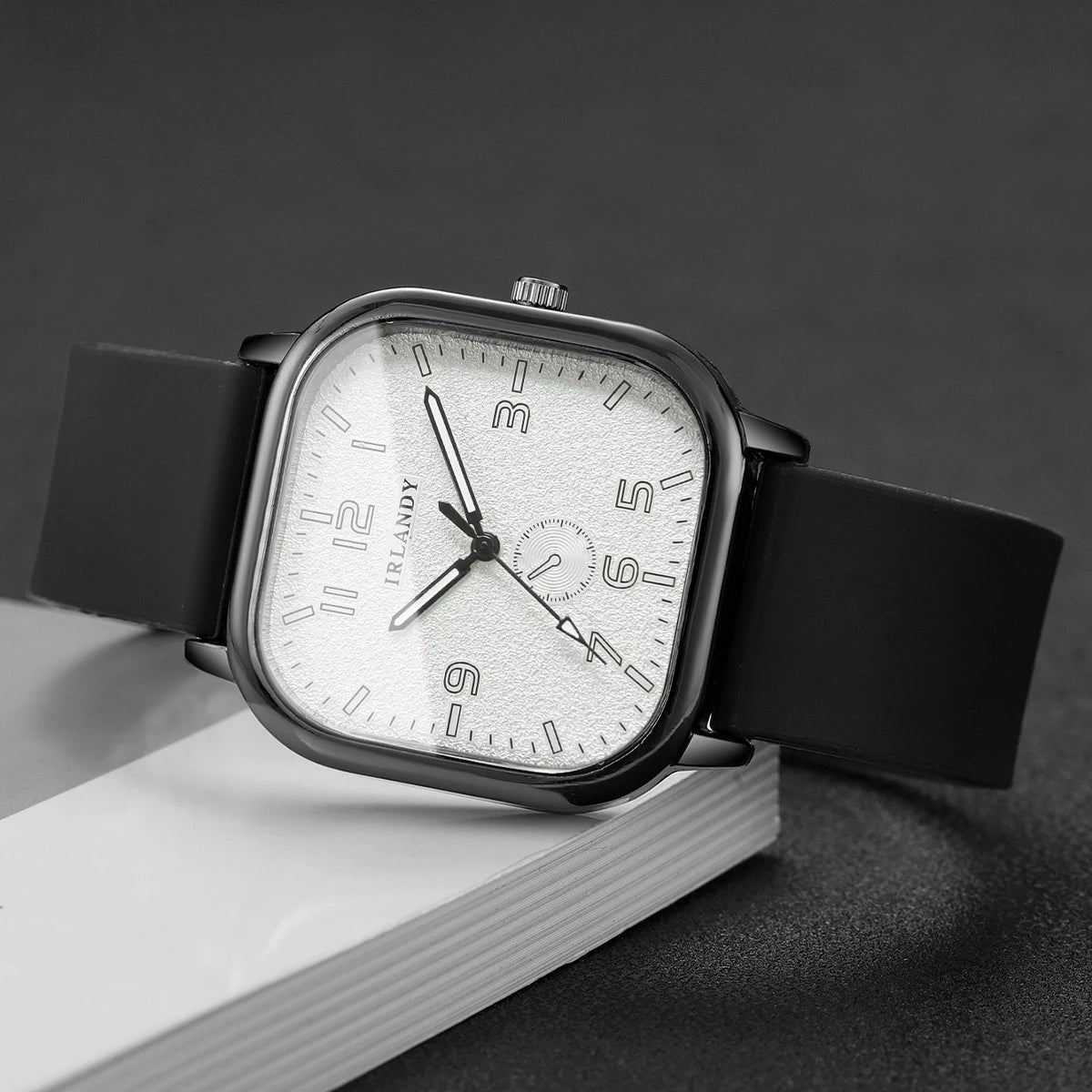Fashion Square Women's Watch Casual Silicone Strap Quartz Watches Sports Wristwatch For Men Women Students（Without Box） mbzr