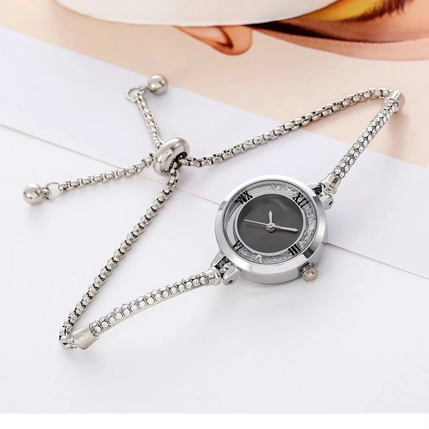 Fashion Women's Steel Belt Bracelet Watch Quartz Watch Luxury Small Dial Women Watches mbzr