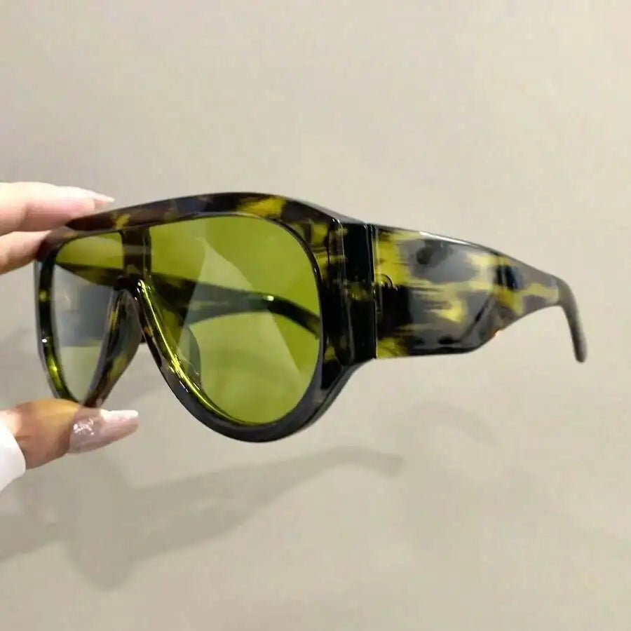 Oversized Flat Top Tortoiseshell Sunglasses With Metal Hinges Unisex Fashion Accessory mbzr