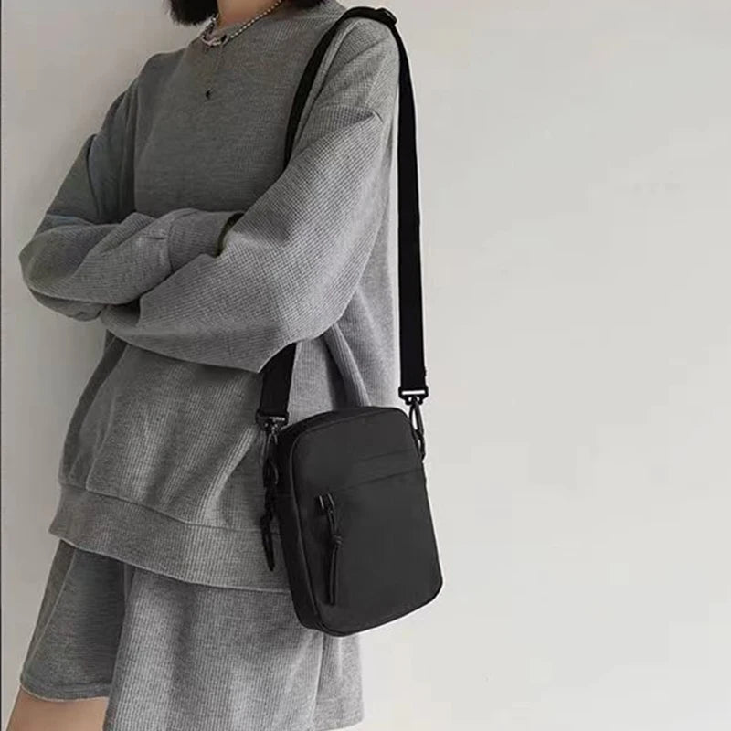 Men's and women's single-shoulder bags, crossbody bags, solid-colored single-shoulder small bags, lightweight mobile phone bags mbzr