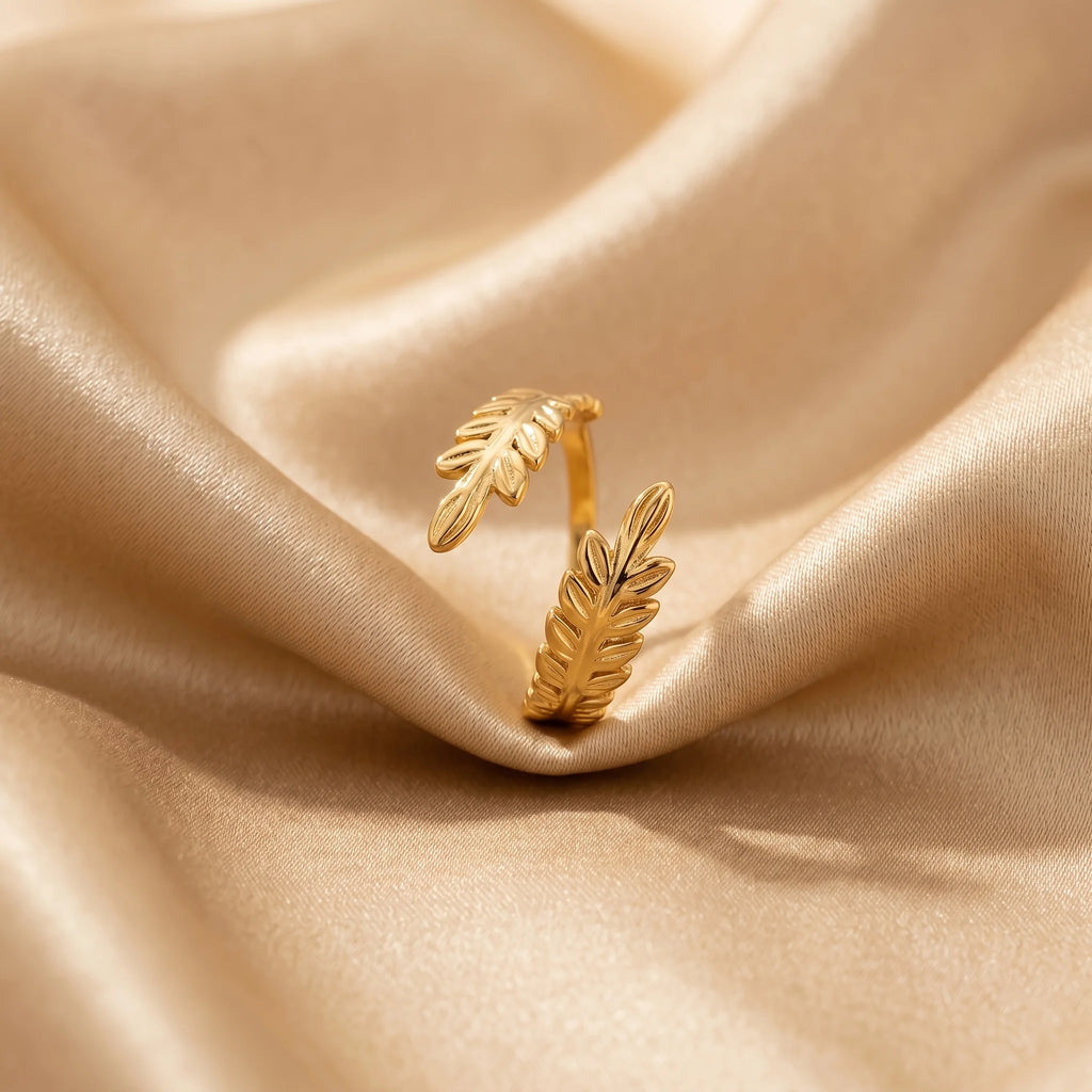 The Olive Branch Leaf-shaped Design of This Adjustable and Rotatable Stainless Steel Ring Can Be Opened and Adjusted. It Won't Fade and Is Suitable As A Daily Commuting, Casual or Special Occasion Wear Accessory or Gift for L