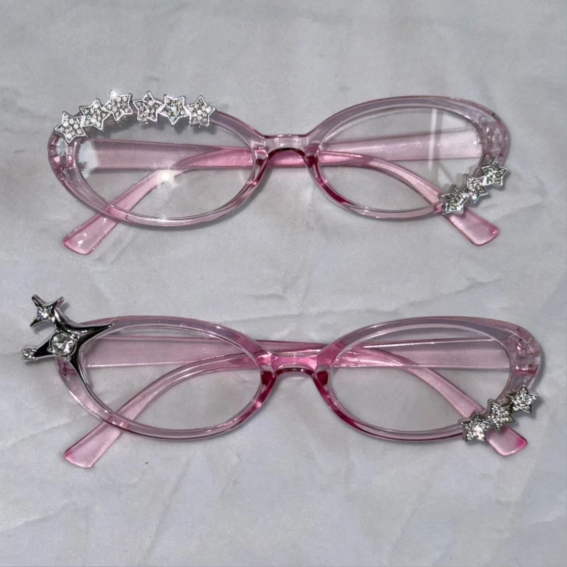 An Abi Y2K millennial retro cute flat pink cat glasses, a street photo artifact, decorative glasses mbzr