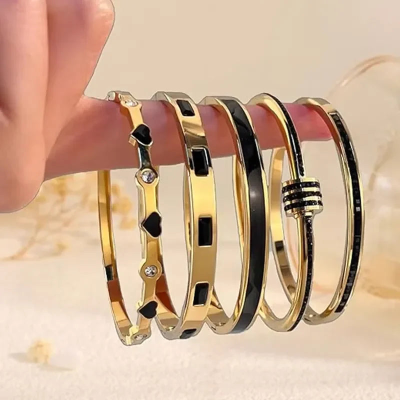 Stainless Steel Luxury 18K Gold Plated Bangles Bracelets Stackable Women's Bangle Bracelet Black Love Heart Fashion Jewelry