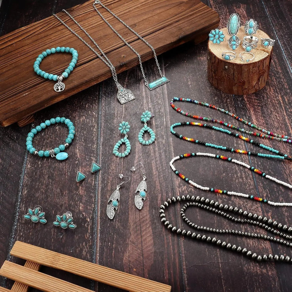 Turquoise Jewelry for Women Bohemian Western Jewelry Set Navajo Pearl Necklace Beaded Choker Necklace Turquoise Earrings Bracelet Vintage Knuckle Rings Boho Western Jewelry for Women