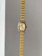 1pc Women's Square Gold Quartz Watch, Exquisite Minimalist Retro Style, Suitable For Daily Wear And An Ideal Gift For Life