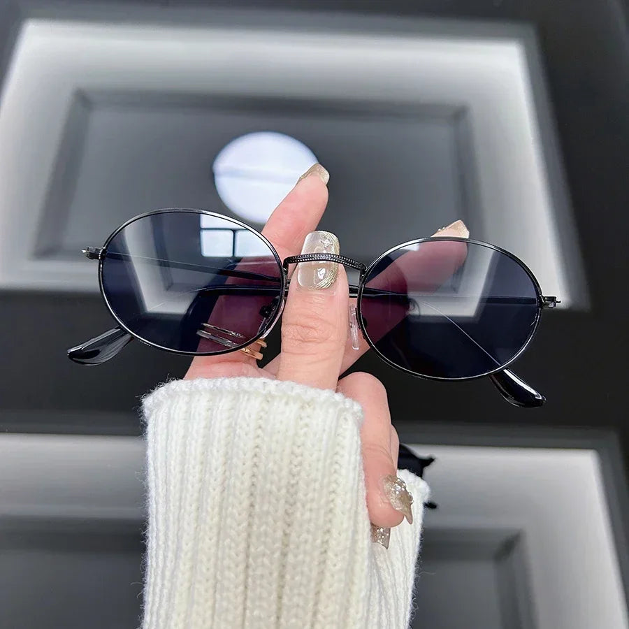 Retro Round Sunglasses Women Men Fashion Vintage Sun Glasses Female Male Mirror Shades Mirror Punk Travel Oculos De Sol