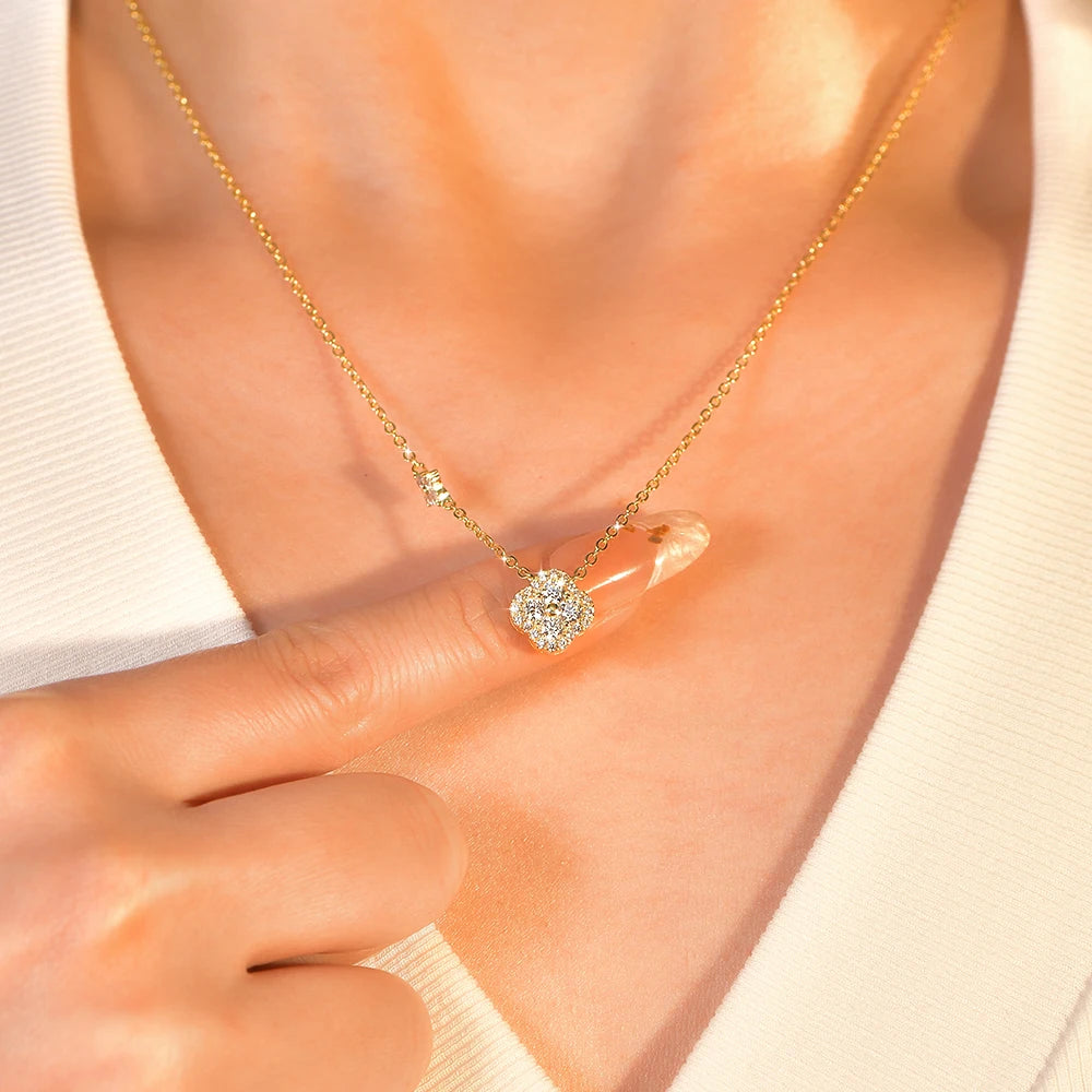 OXTAO 14K Gold Filled Clover Pendant Necklace 3mm D Color VVS1 Sweet Moissanite Four-leaf Flower Jewelry for Women Girls Birthday Gift