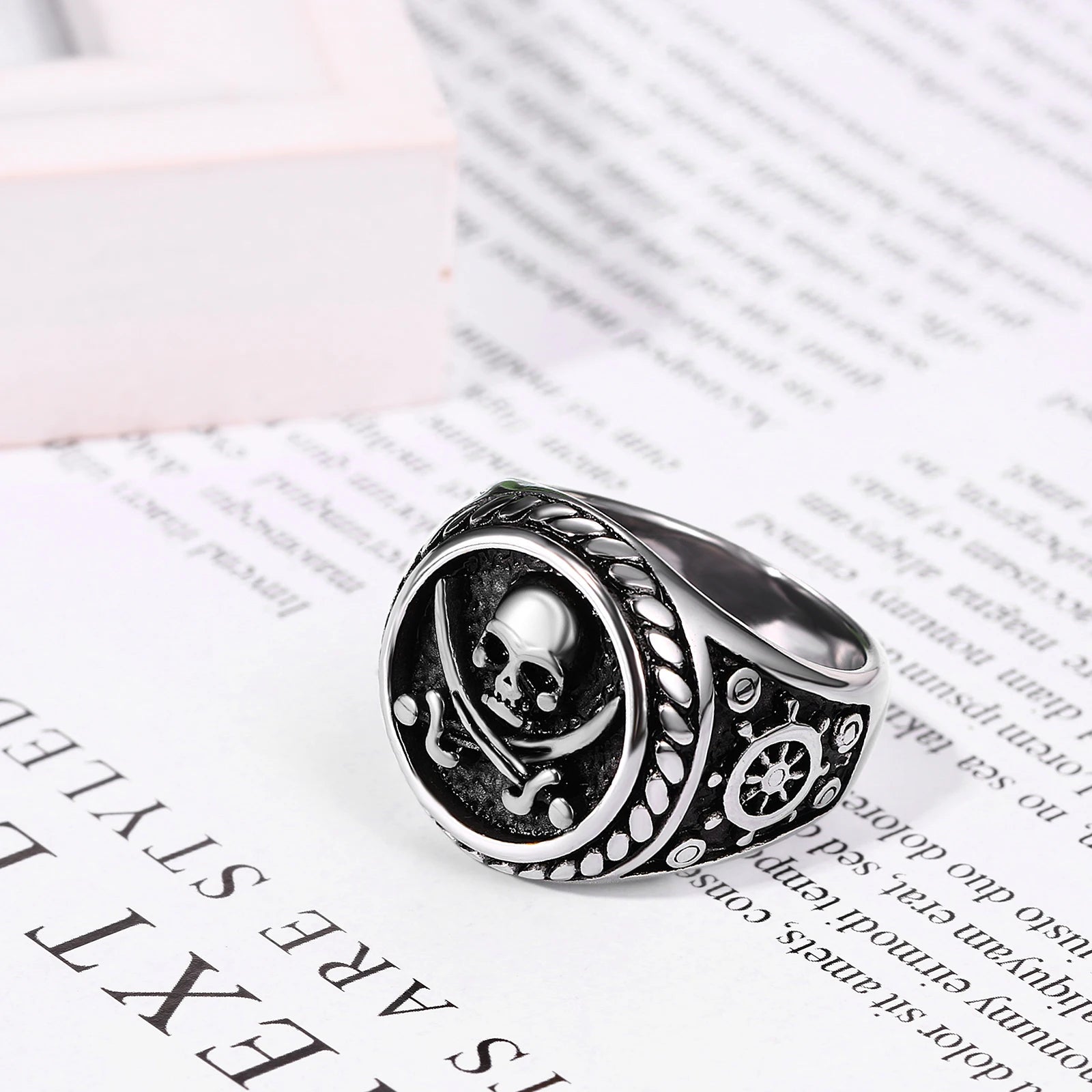 BONISKISS Vintage Pirate Signet Double Knife Death Skull Rings Men's Stainless Steel Biker Amulet Jewelry Gift Drop Shipping