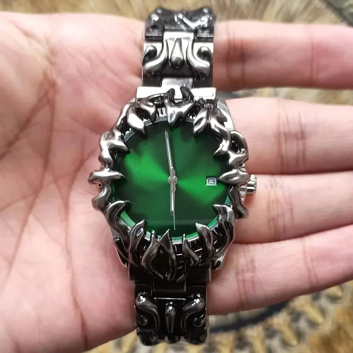 Green Devil Punk Eye Quartz Watch Men  Alabaster Industries Carving Demon Claw Y2K Men Watch Unique Creative Men Medieval Clock