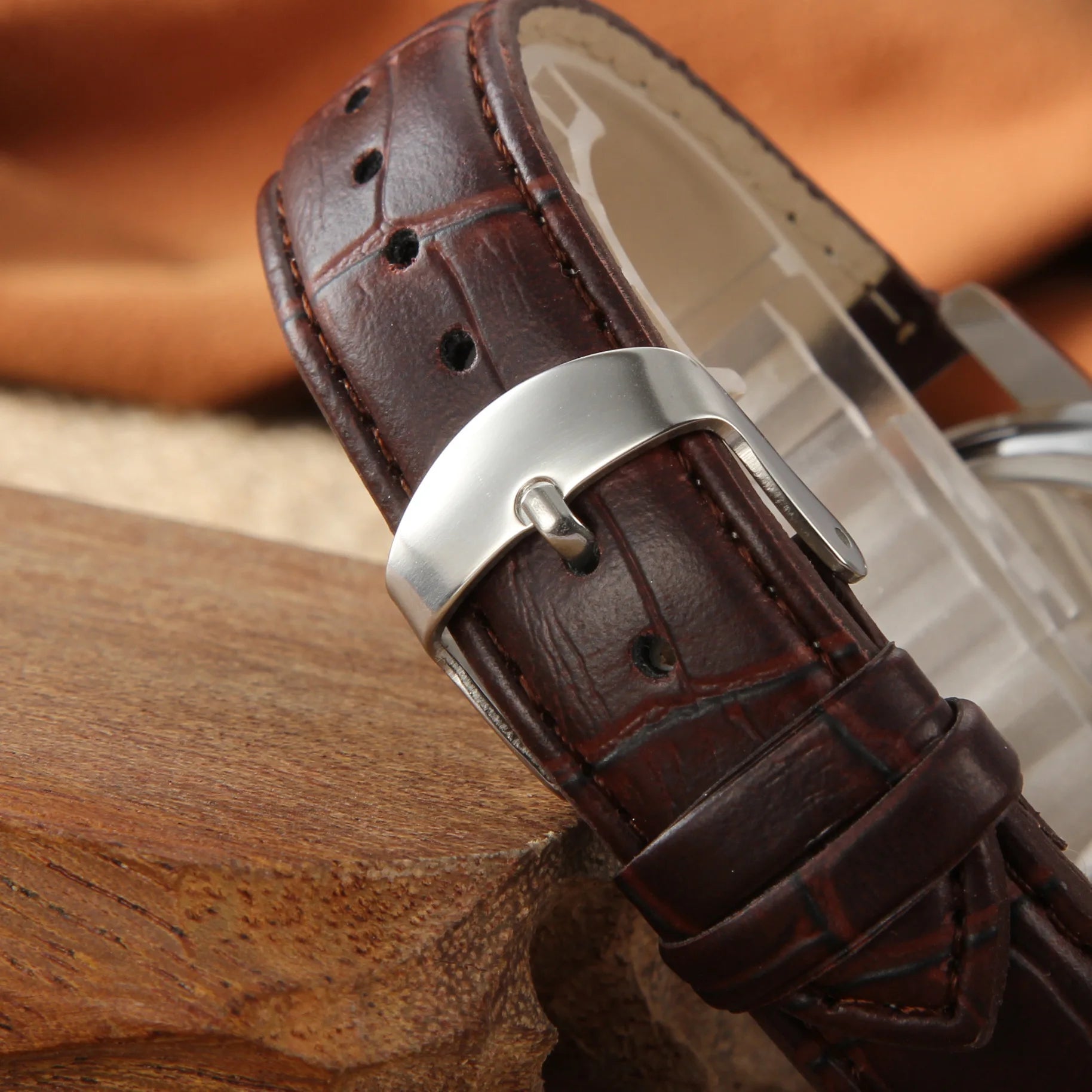 wristwatches, quartz watches