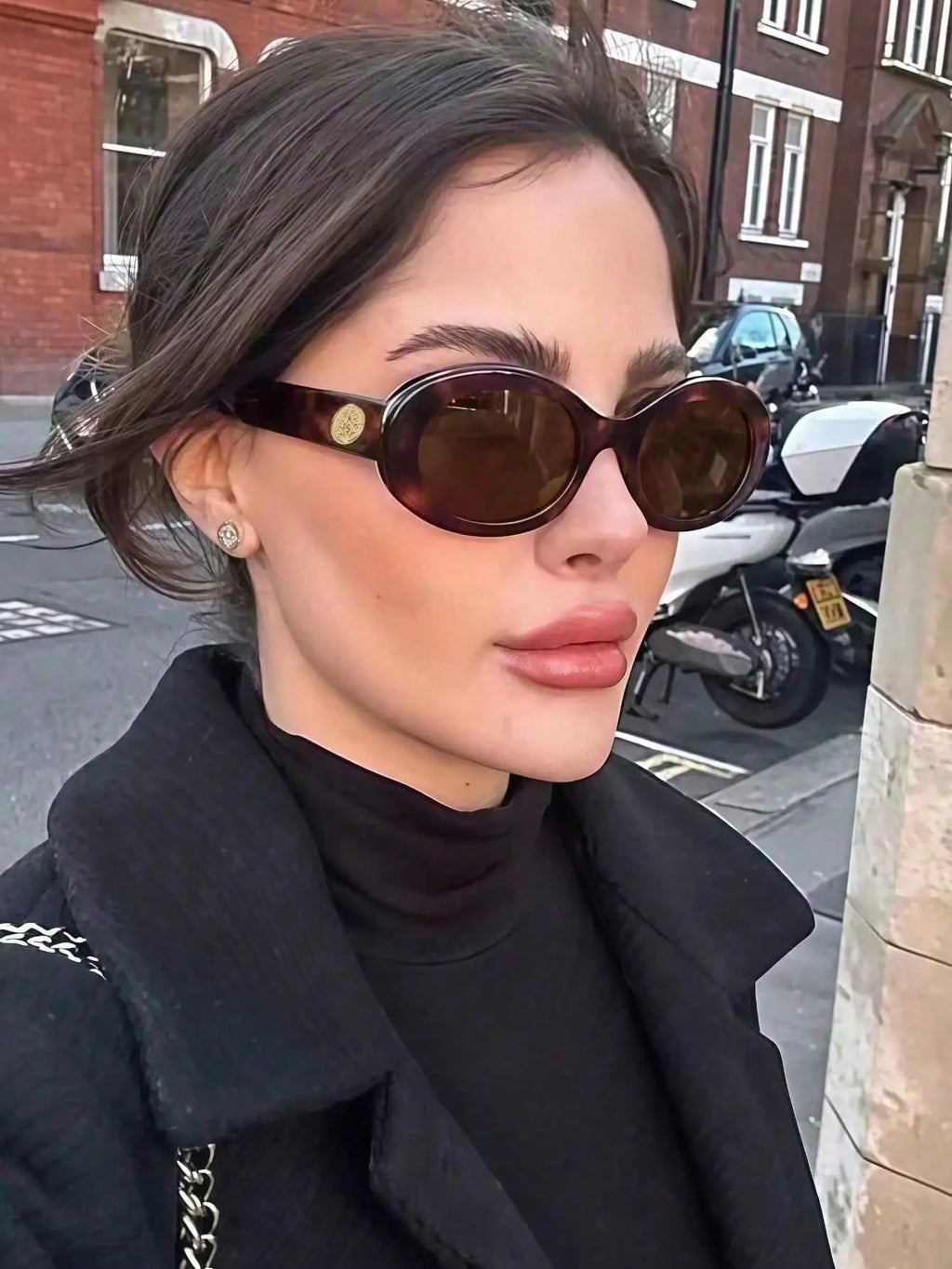 1pc Retro Oval Women's Fashion Glasses, Cat Eye Design, High-End Fashion Eyewear mbzr