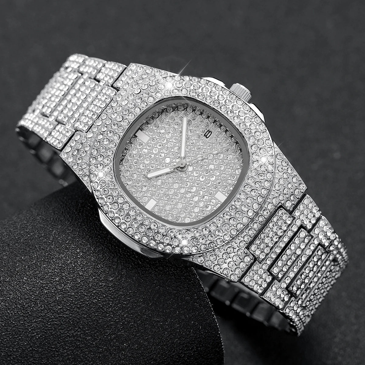 Luxury Full Diamond Men's Stainless Steel Watches Male Sports Quartz Wristwatch with Calendar mbzr