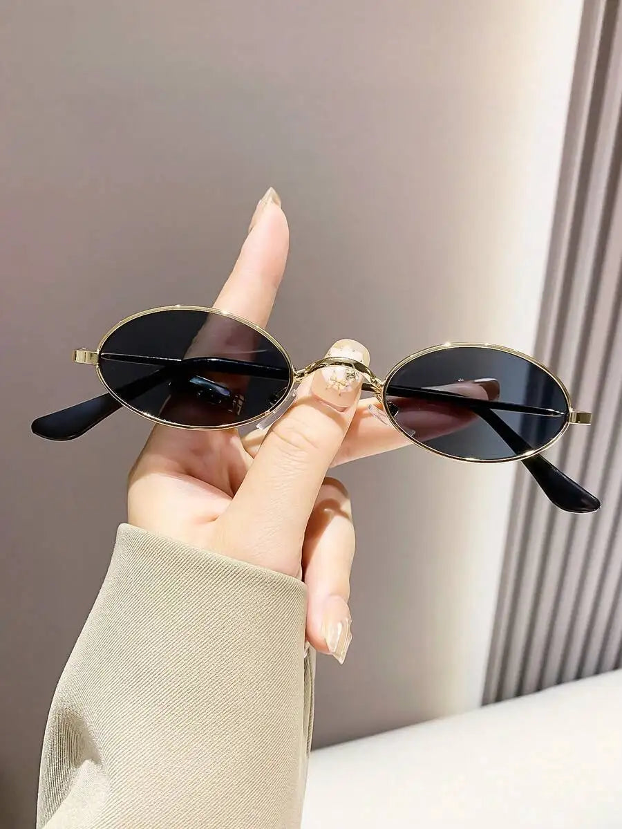 Retro Small Oval Metal Sunglasses For Women UV Protection Fashion Eyewear Outdoor Travel Beach