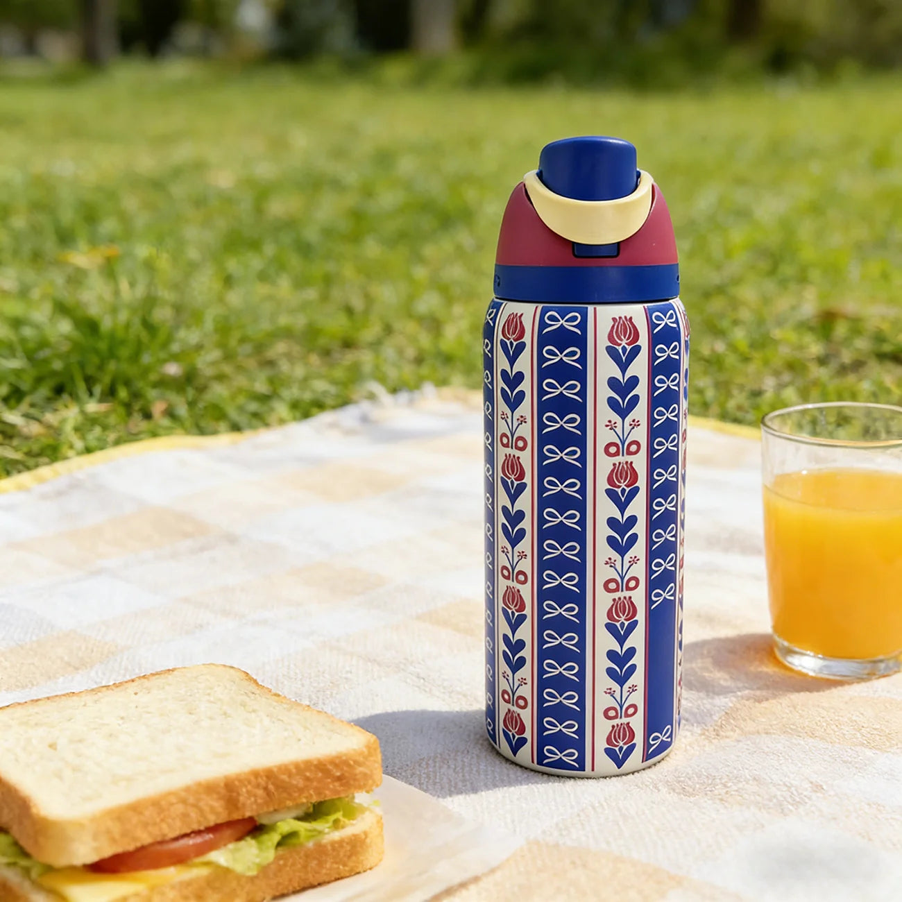 Owalaa blue pattern 32oz/945ml stainless steel insulated water bottle with straw,for daily sports outdoor,perfect gift mbzr