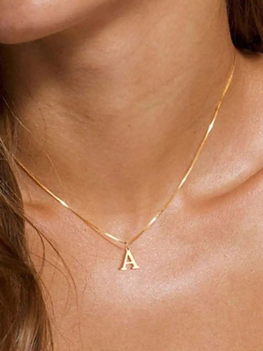 1pc Stainless Steel Simple Fashionable Alphabet Necklace, Suitable For Couples & Best Friends As Festival Gifts