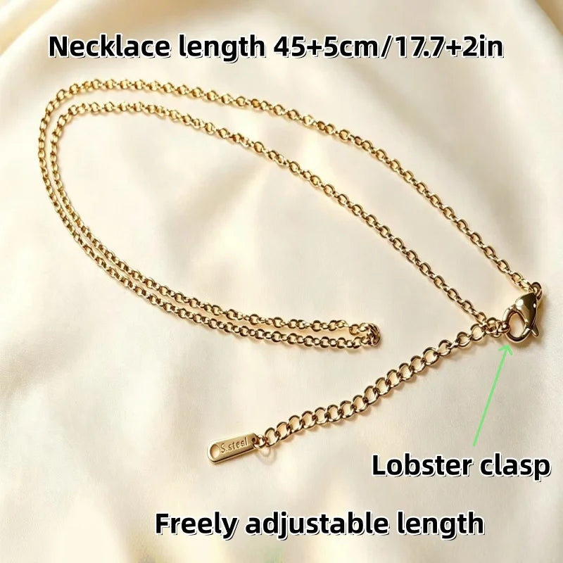 1Pc new women's micro-inlaid zircon lucky fish pendant necklace, niche design titanium steel hollow small fish collarbone chain