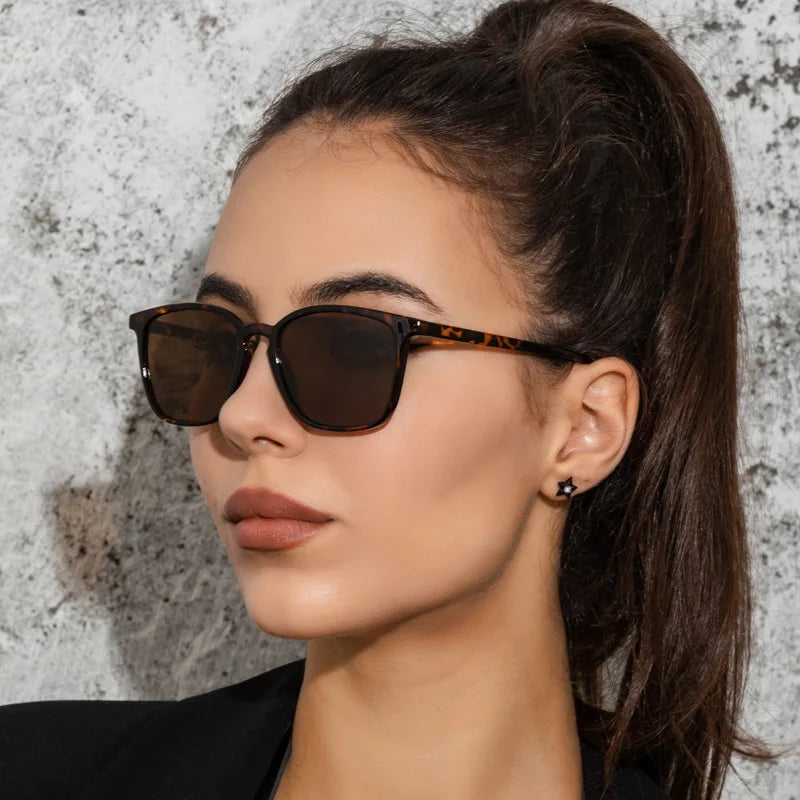 Fashion Vintage Square Sunglasses for Women Brand Designer Luxury Mirror Sun Glasses Retro Female Shades Ladies UV400 Protection Summer Outdoor Sunglasses