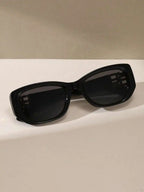 Retro Rectangular Black Plastic Frame Sunglasses For Men Women, Classic Fashion UV400 Protection Eyewear, Lightweight Trendy Shades Perfect For Outdoor Travel Beach Vacation Driving Daily Street Outfit Accessory