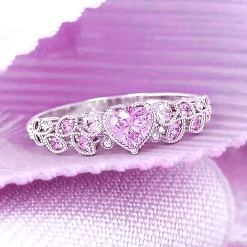 Fashion Trend Elegant Design Ocean Heart Ring Love Women's Peach Heart Exquisite Ring