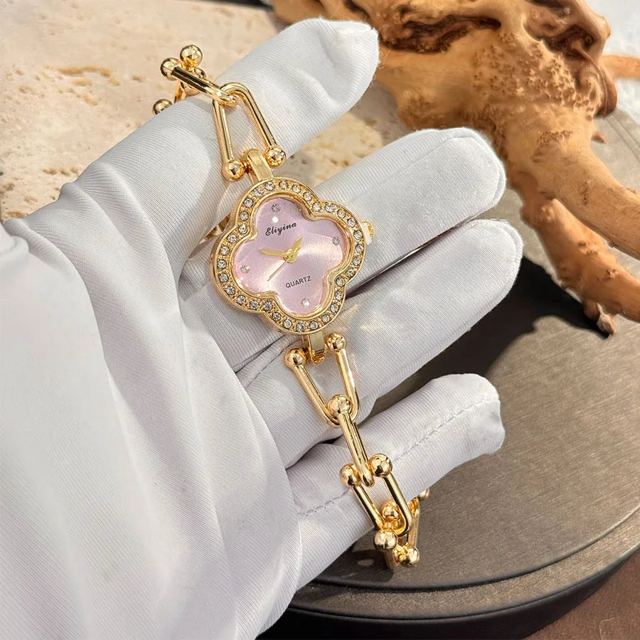 Lucky Four-Leaf Clover Design Women's Watch with Gold Chain and Gem-Studded Bezel mbzr