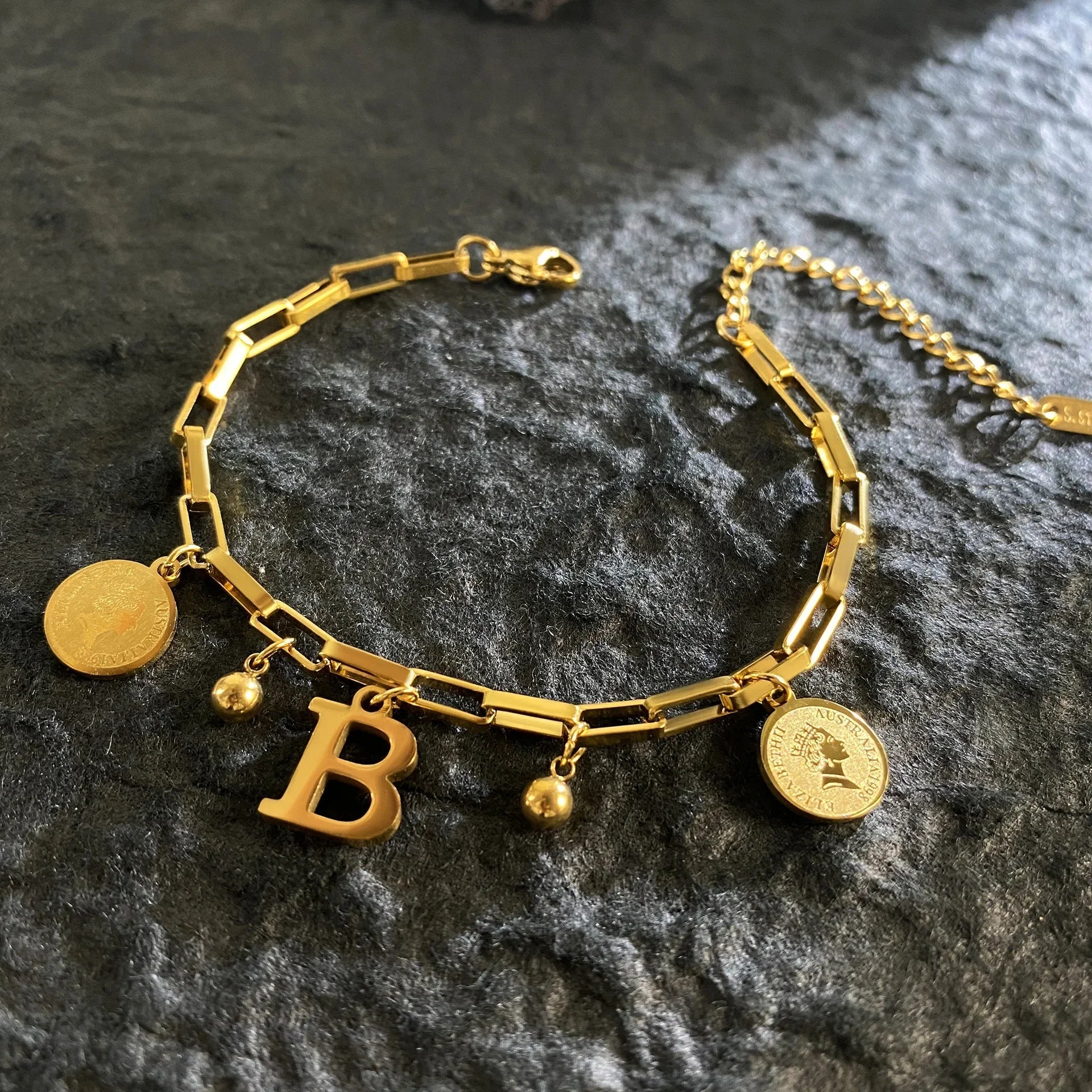 1pc Queen Coin Letter plated Stainless Steel Bracelet for Women Small Bell Pendant Adjustable Bracelet Classic Jewelry Gift