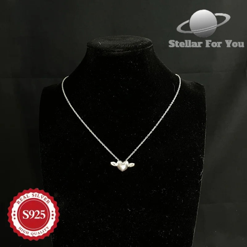 925 Pure Silver Small Wings Heart Pendant, Current Trend, Suitable for Both Men and Women, Daily Wear, Fashion Accessories, Perfect for Holidays and Gifts.
