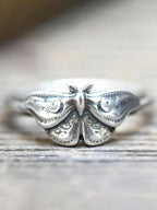 Gothic Dark Punk Moth Ring, Vintage Women's Party Creative Design Ring, Unique Personality Jewelry, Retro Style Accessory, Dark Aesthetic Rings, Statement Rings, Metal Rings