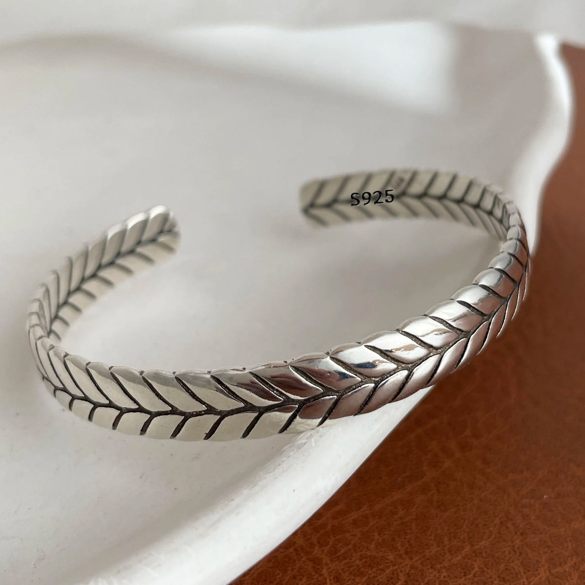 Chain and Link Bracelets Vintage Handmade Simple Retro Black Stone 925 Silver