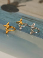 Fish Tail Stainless Steel Rings for Women New Design Metalic Texture 18 K Plated Finger Ring Waterproof Beach Vacation Jewelry