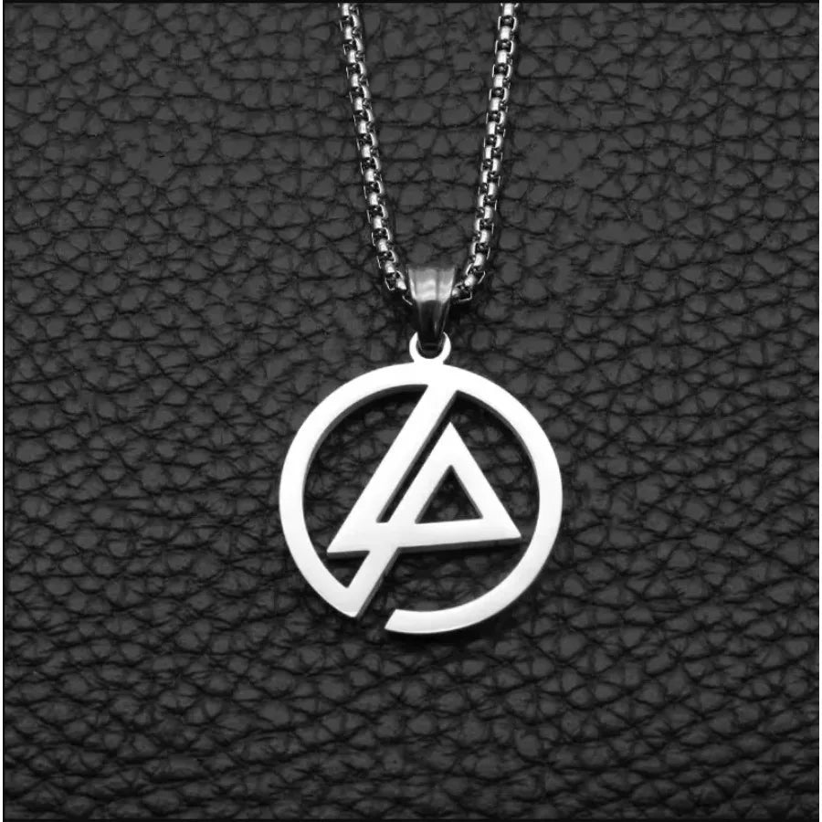 Fashion Geometric Pendant Necklace Square Round Street Rock Female Hip Hop Retro Titanium Steel Accessories Wholesale