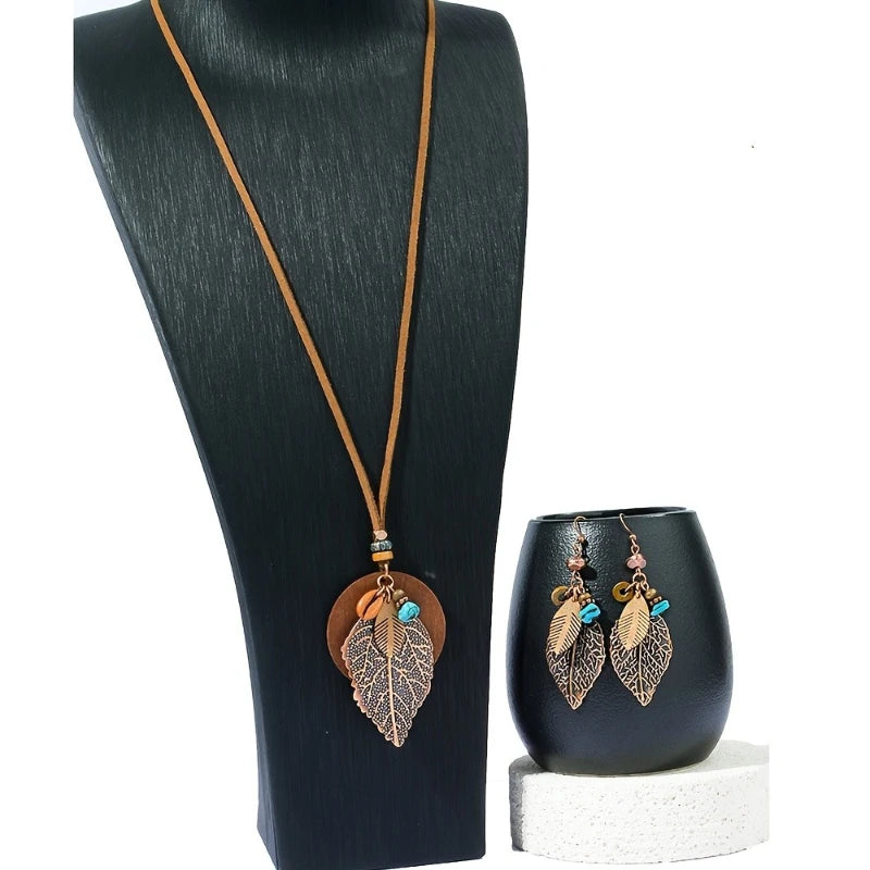 3 Pieces/set Bohemian Ethnic Style Carved Pattern Leaf Pendant Necklace Earrings Women's Retro Trendy Holiday Accessories Gift