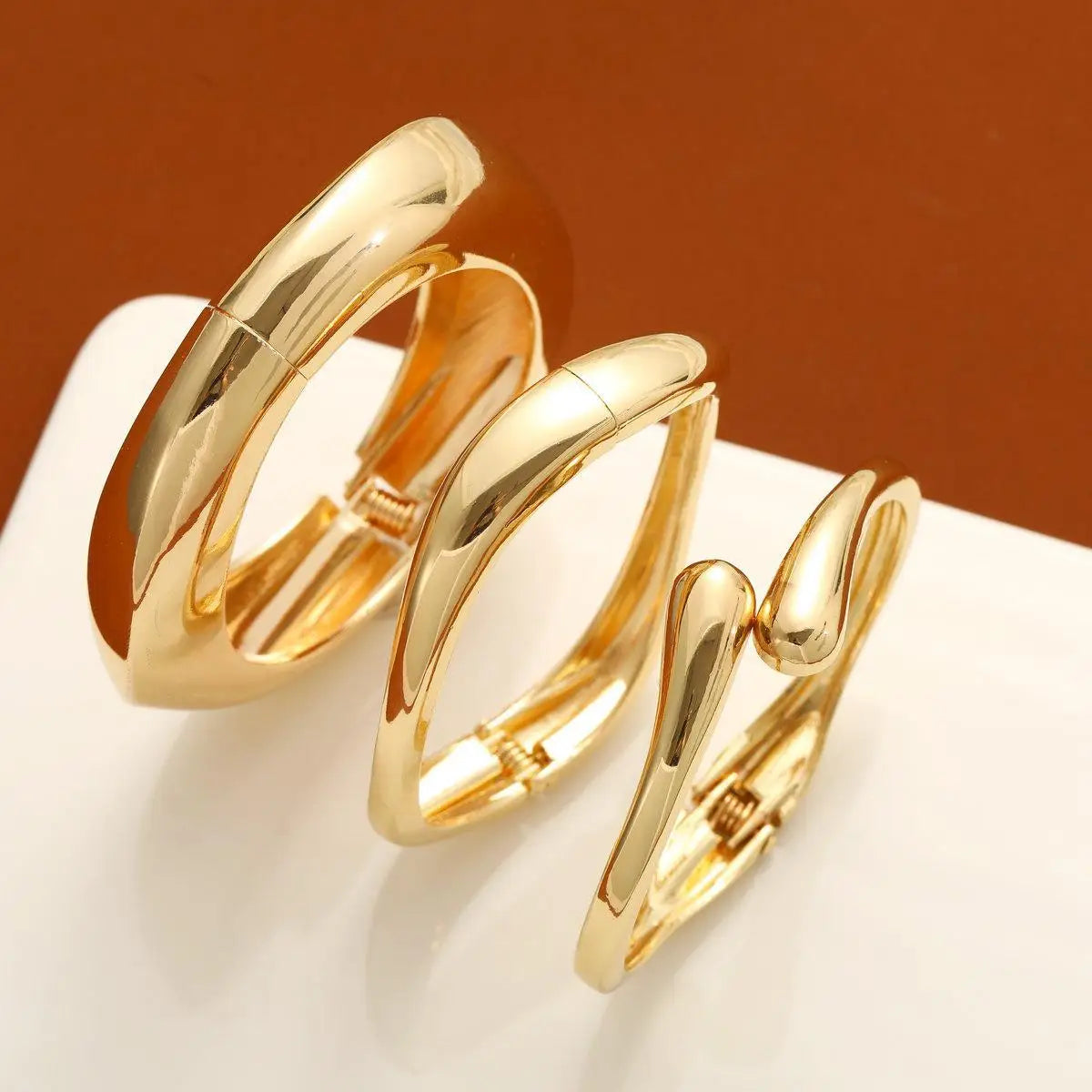3 bracelets set European and American new high-end sense simple temperament women's bracelet light luxury niche cold wind bracelet bright opening irregular simple wind bracelet