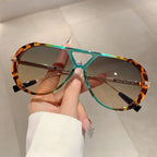 2026 New Oversized Sunglasses for Women Men Retro Trendy Sun Glasses Big Large Fashion Vintage Shades mbzr