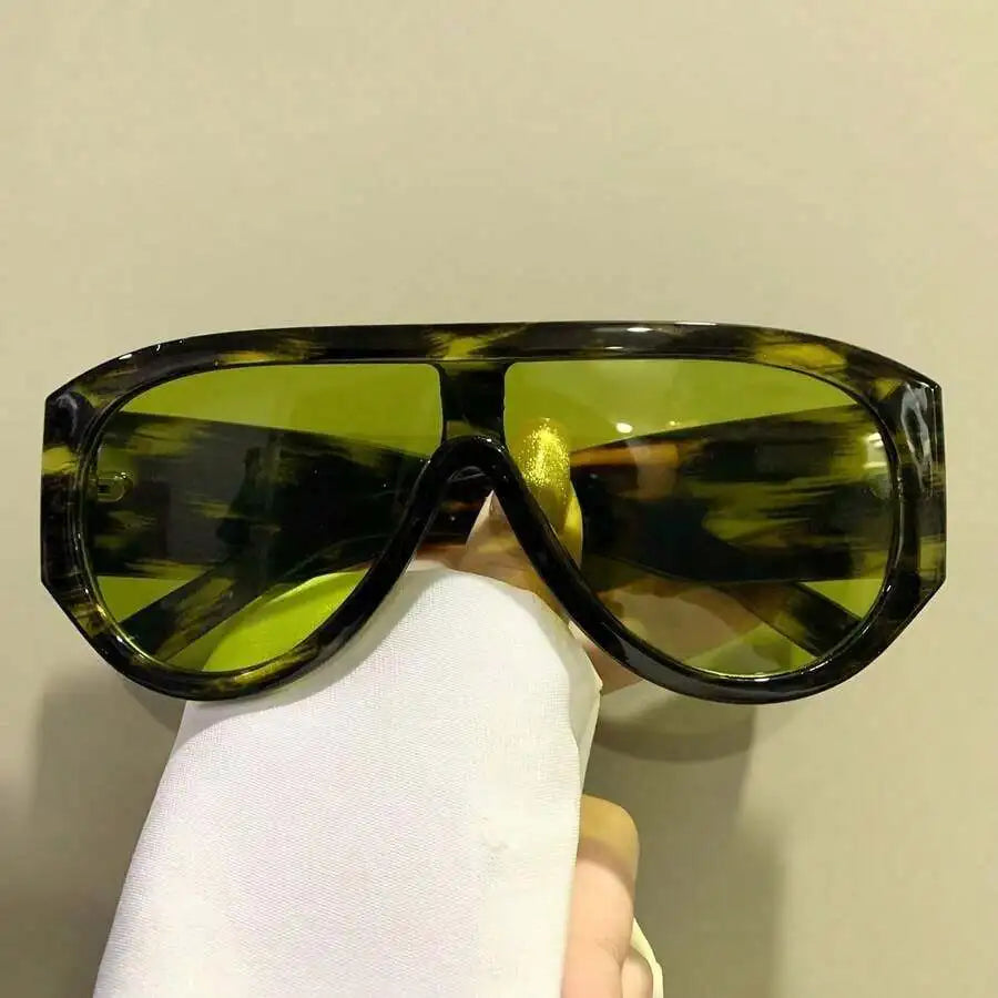 Oversized Flat Top Tortoiseshell Sunglasses With Metal Hinges Unisex Fashion Accessory mbzr