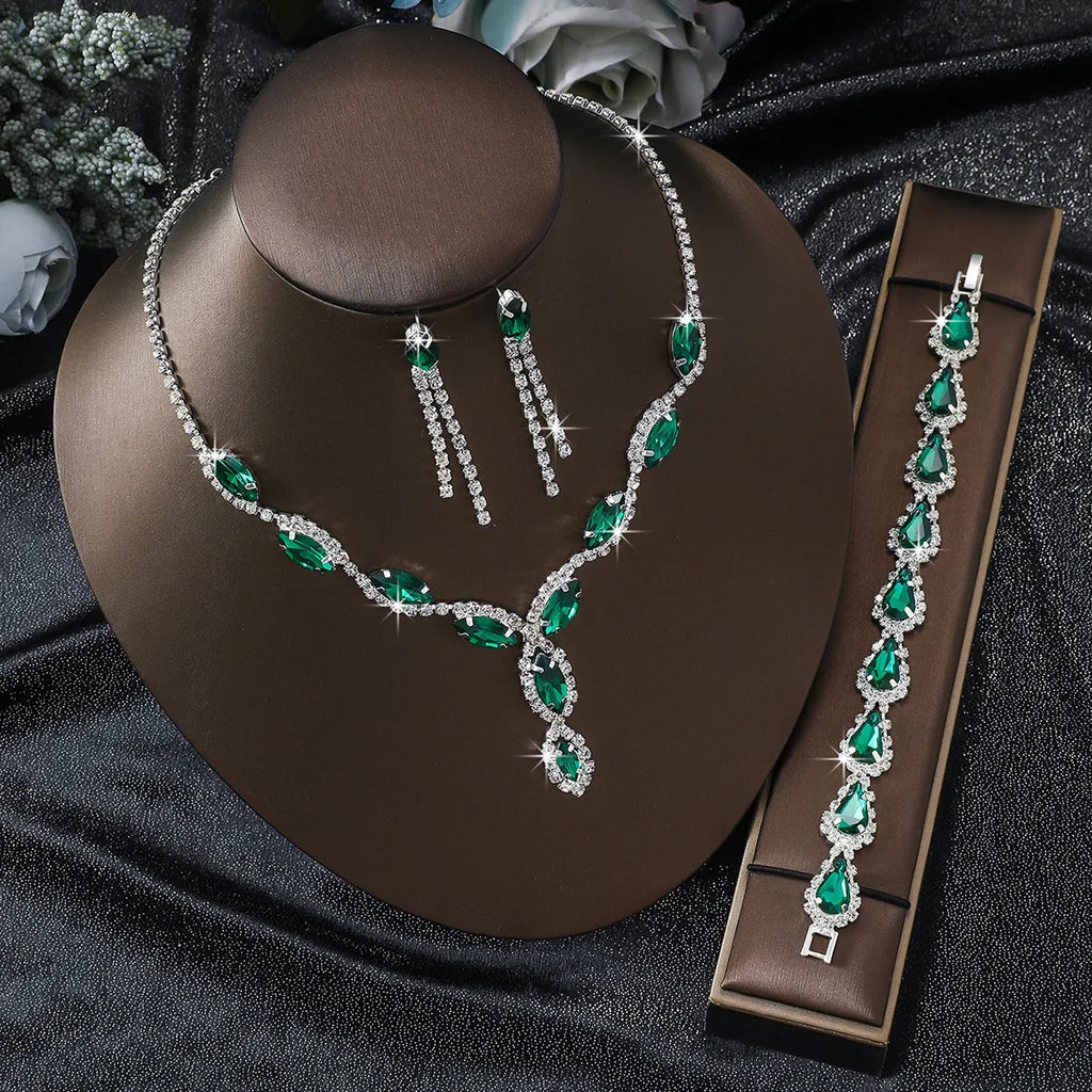 Hot Selling Fashion Jewelry Popular Jewelry Set Full Diamond Claw Chain Bridal Necklace Earrings Bracelet Jewelry