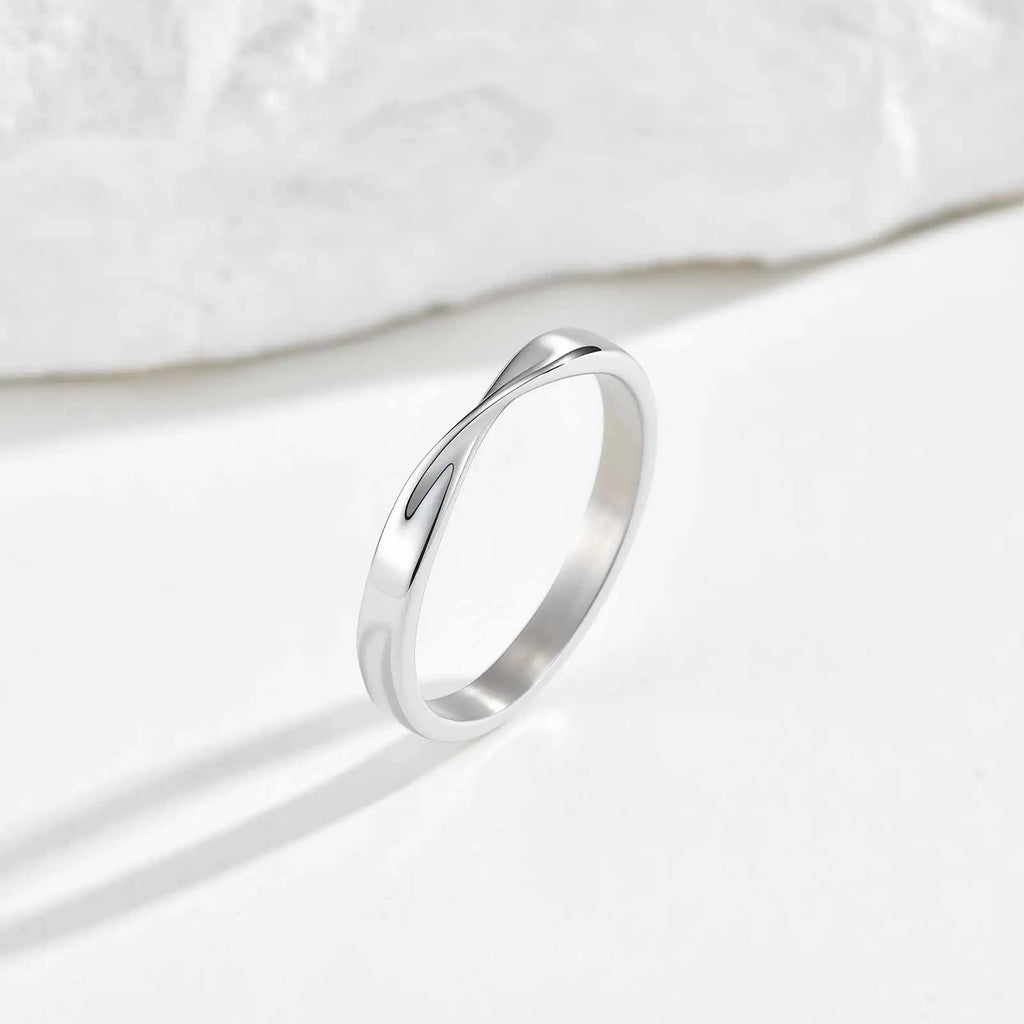 Vnox Stainless Steel Mobius Ring for Men Women, Gold Silver Color Infinite Love Eternal Knot Band, Couple Ring Wedding Gifts New