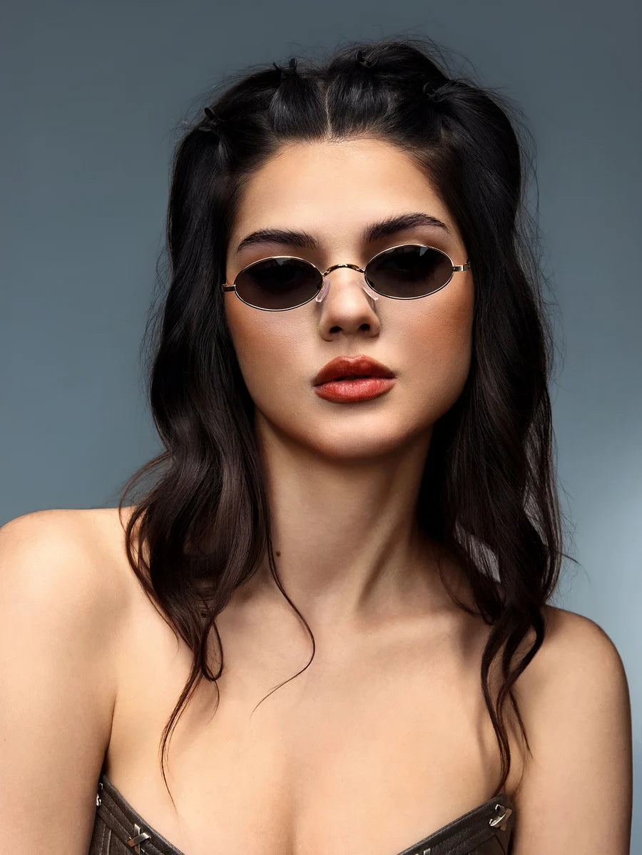 Retro Small Oval Metal Sunglasses For Women UV Protection Fashion Eyewear Outdoor Travel Beach