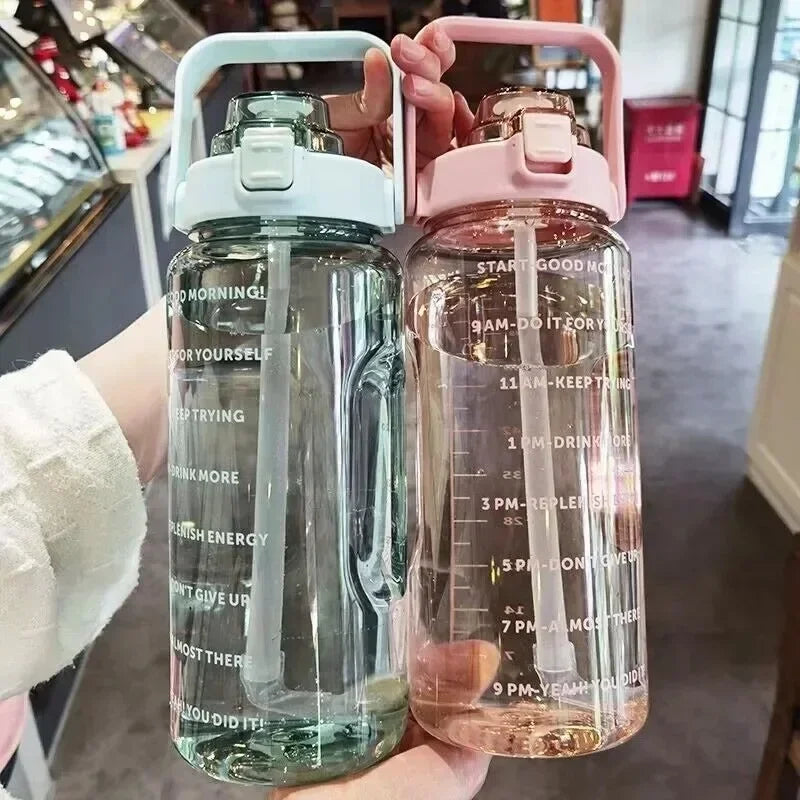 2L Straw Water Bottle Large Capacity Plastic Water Cup Portable Drink Bottle With Time Marker For Outdoor Sports mbzr