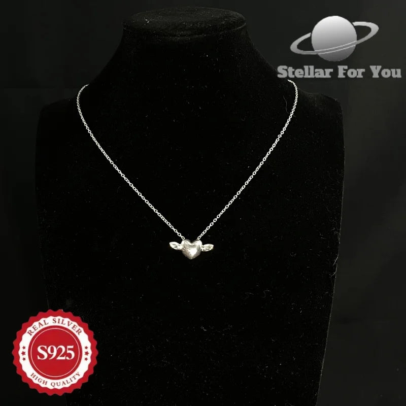 925 Pure Silver Small Wings Heart Pendant, Current Trend, Suitable for Both Men and Women, Daily Wear, Fashion Accessories, Perfect for Holidays and Gifts.