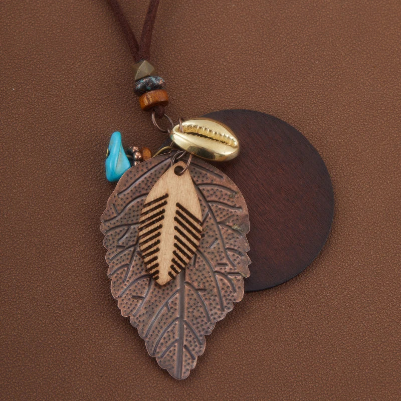3 Pieces/set Bohemian Ethnic Style Carved Pattern Leaf Pendant Necklace Earrings Women's Retro Trendy Holiday Accessories Gift