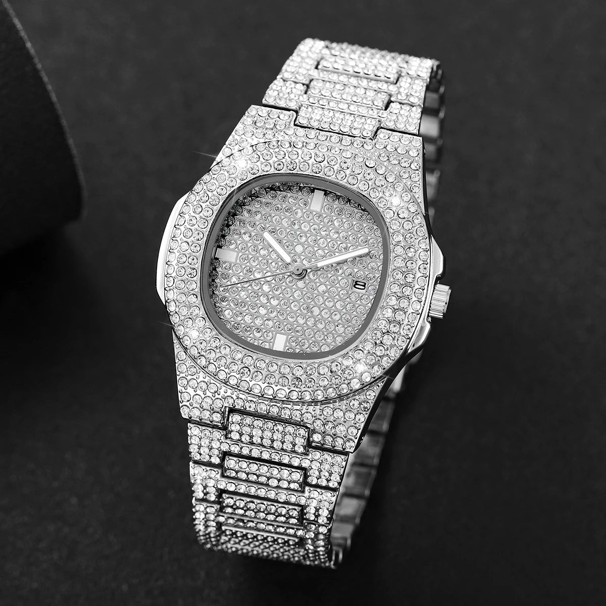 Luxury Full Diamond Men's Stainless Steel Watches Male Sports Quartz Wristwatch with Calendar mbzr