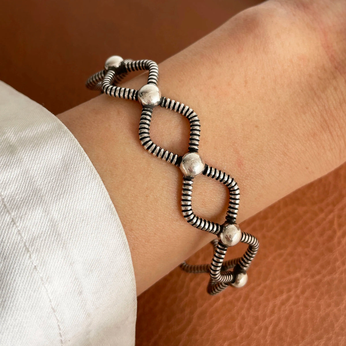 Chain and Link Bracelets Vintage Handmade Simple Retro Black Stone 925 Silver