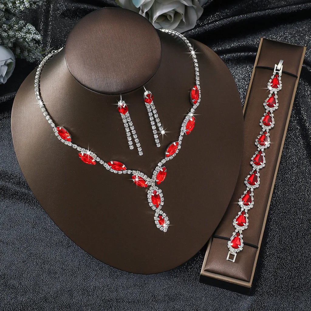 Hot Selling Fashion Jewelry Popular Jewelry Set Full Diamond Claw Chain Bridal Necklace Earrings Bracelet Jewelry
