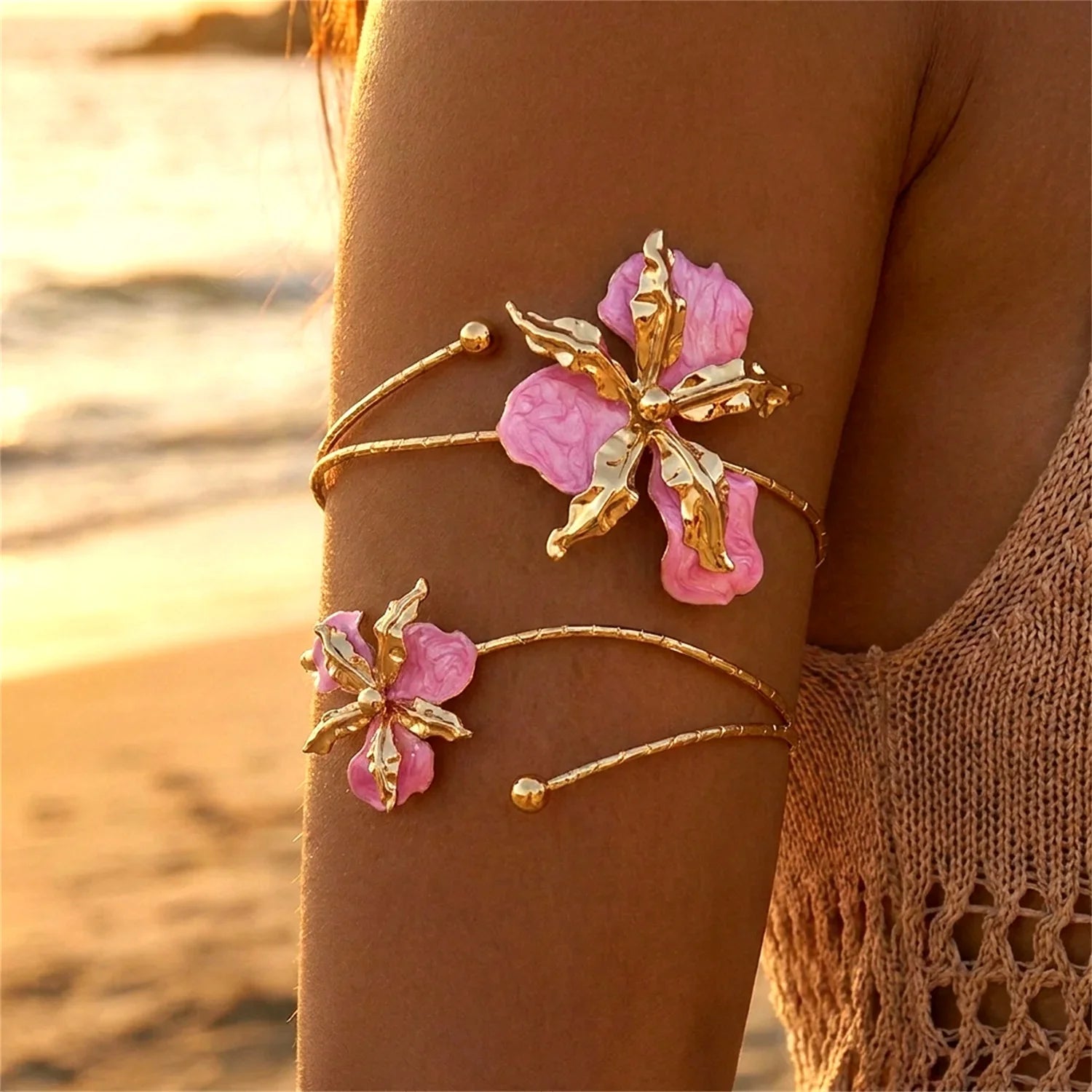 Boho Elegant Sexy Flower Open Cuff Armlet for Women Vintage Enamel Glaze Craft Floral Adjustable Arm Bracelet Beach Body Jewelry